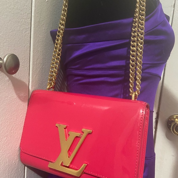 Lv - Picture 16 of 16